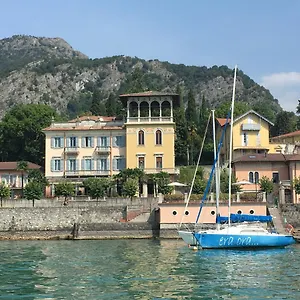 Marie Hotel